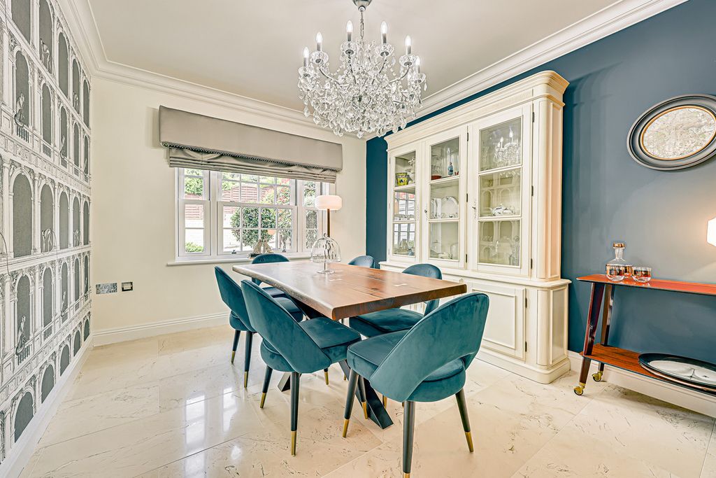 Additional image 22 of 5 bed detached house for saleVicarage Heights, Benfleet SS7