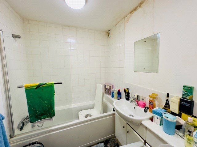 Additional image 11 of 2 bed flat for saleThe Potteries, Middlesbrough, North Yorkshire TS5