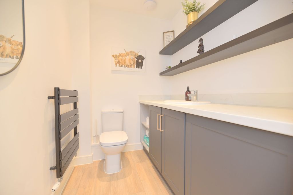 Additional image 9 of 5 bed detached house for saleBellflower Gardens, Biggleswade SG18