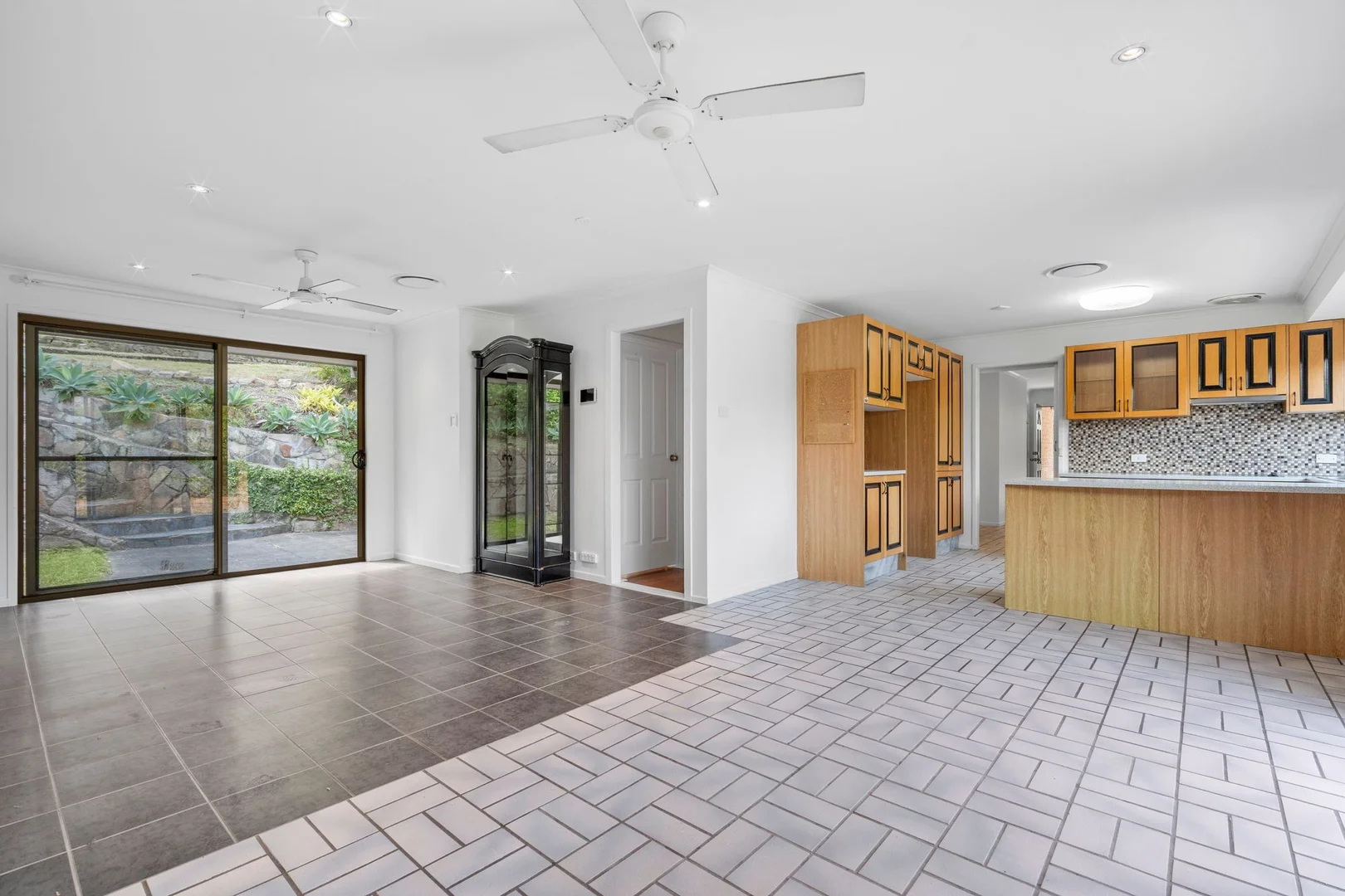 Additional image 4 of 36 Narcamus Crescent, Shailer Park QLD 4128