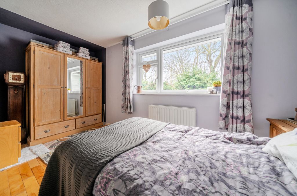 Additional image 19 of 4 bed detached house for salePinewood Gardens, Bagshot, Surrey GU19