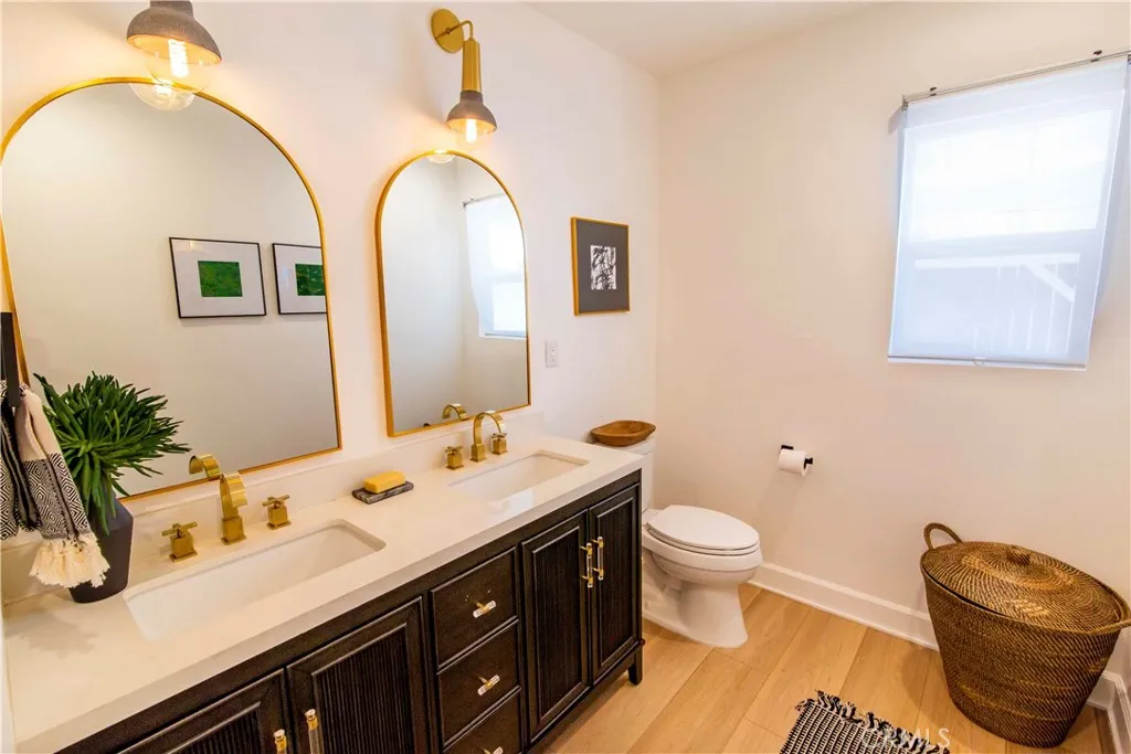 Additional image 8 of 10816 Calvert St, North Hollywood, CA 91606
