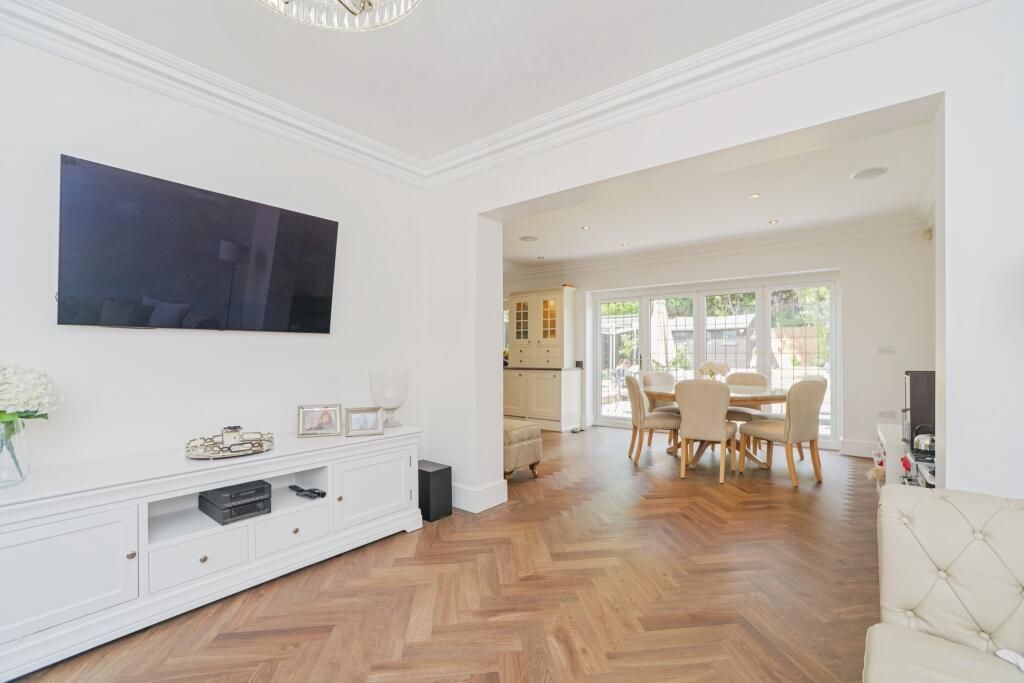 Additional image 7 of 4 bed semi-detached house for saleWhitfield Road, Bexleyheath DA7
