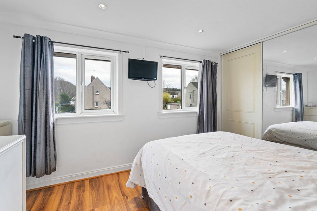 Additional image 16 of 4 bed semi-detached house for saleNether Currie Crescent, Currie, Edinburgh EH14
