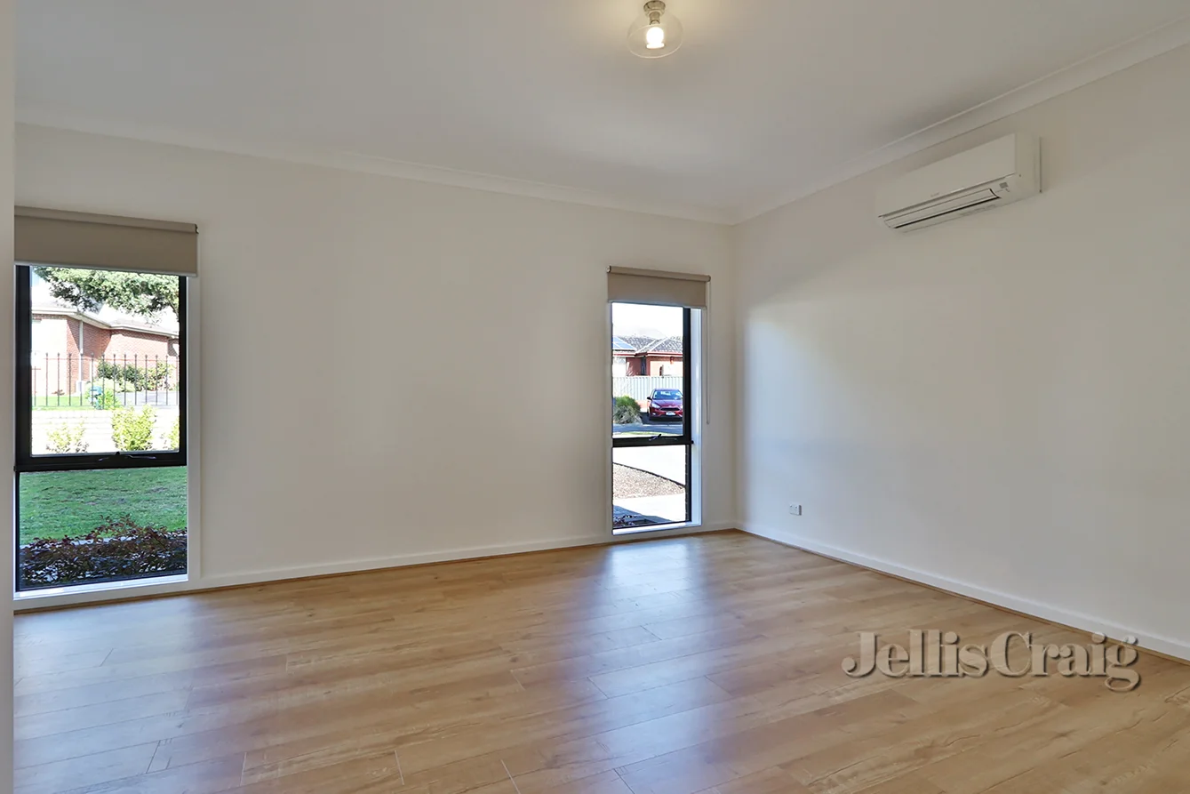 Additional image 2 of 1/33 Thompson Street, Glen Waverley VIC 3150