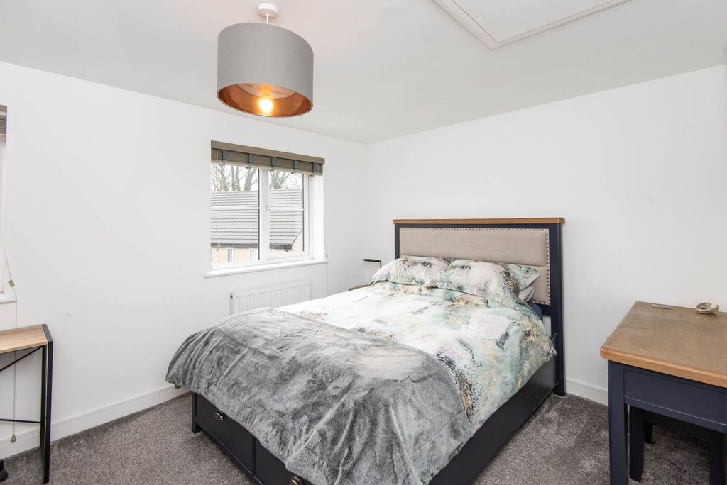 Additional image 15 of 4 bed semi-detached house for saleGratton Place, Chesterfield S41