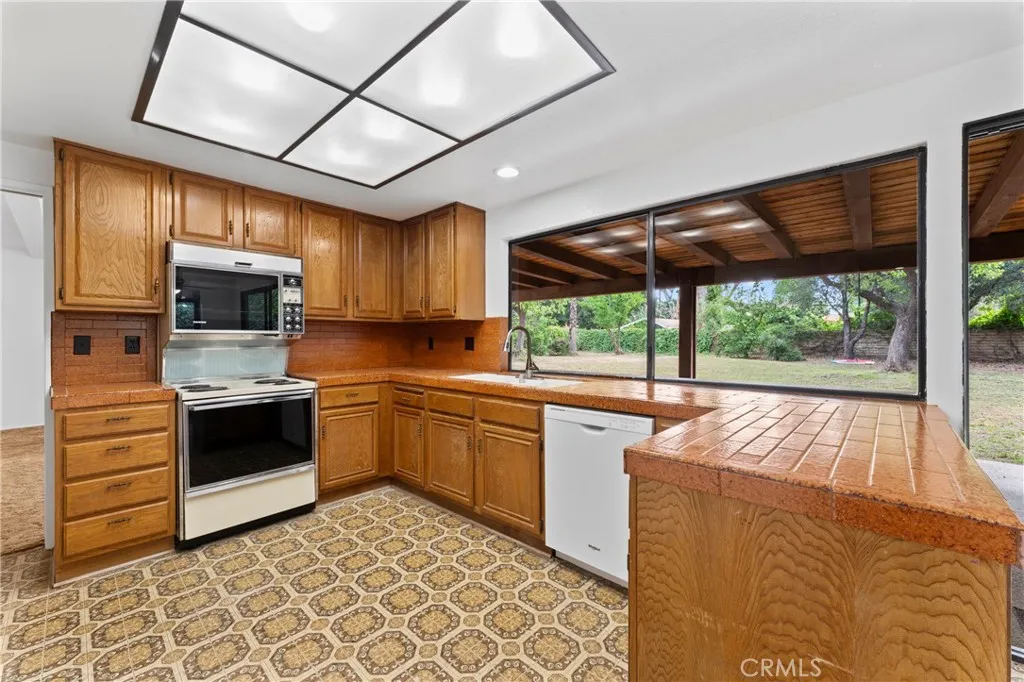 Additional image 43 of 10632 Nevada Ave, Chatsworth, CA 91311