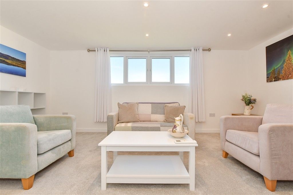 Additional image 17 of 5 bed chalet for saleGrenham Bay Avenue, Minnis Bay, Birchington, Kent CT7