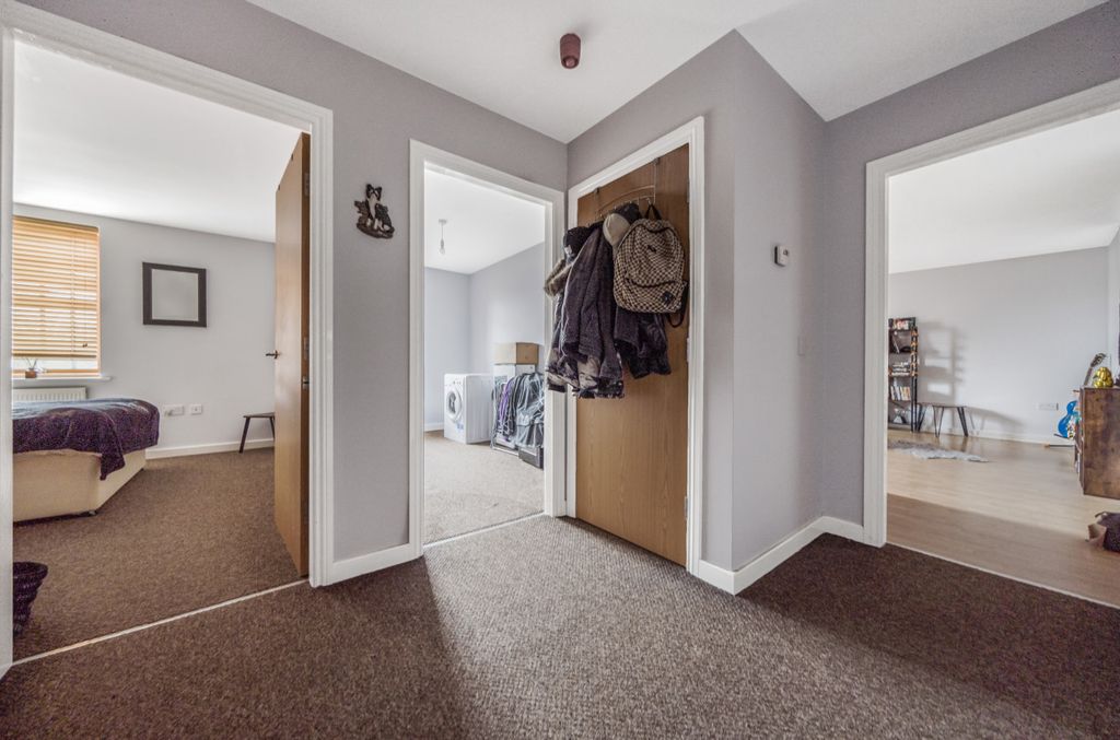 Additional image 9 of 2 bed flat for saleFigham Road, Beverley HU17