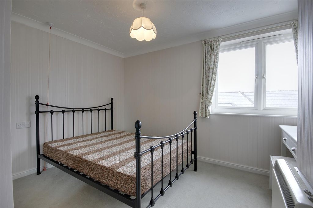 Additional image 8 of 2 bed flat for saleHudson Court, Hessle HU13