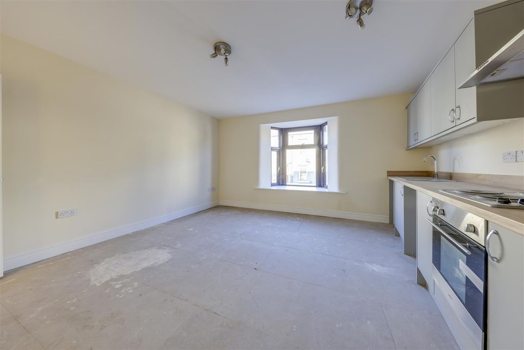 Additional image 13 of 3 bed flat for saleNewchurch Road, Bacup, Rossendale OL13