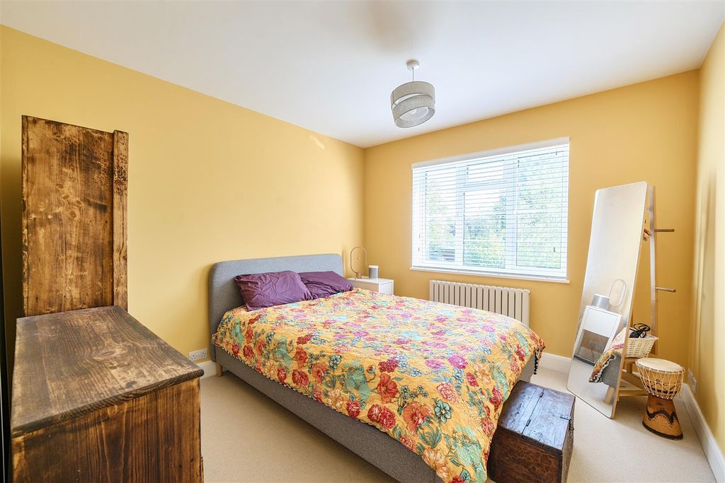 Additional image 19 of 4 bed semi-detached house for saleWest Farm Close, Ashtead KT21