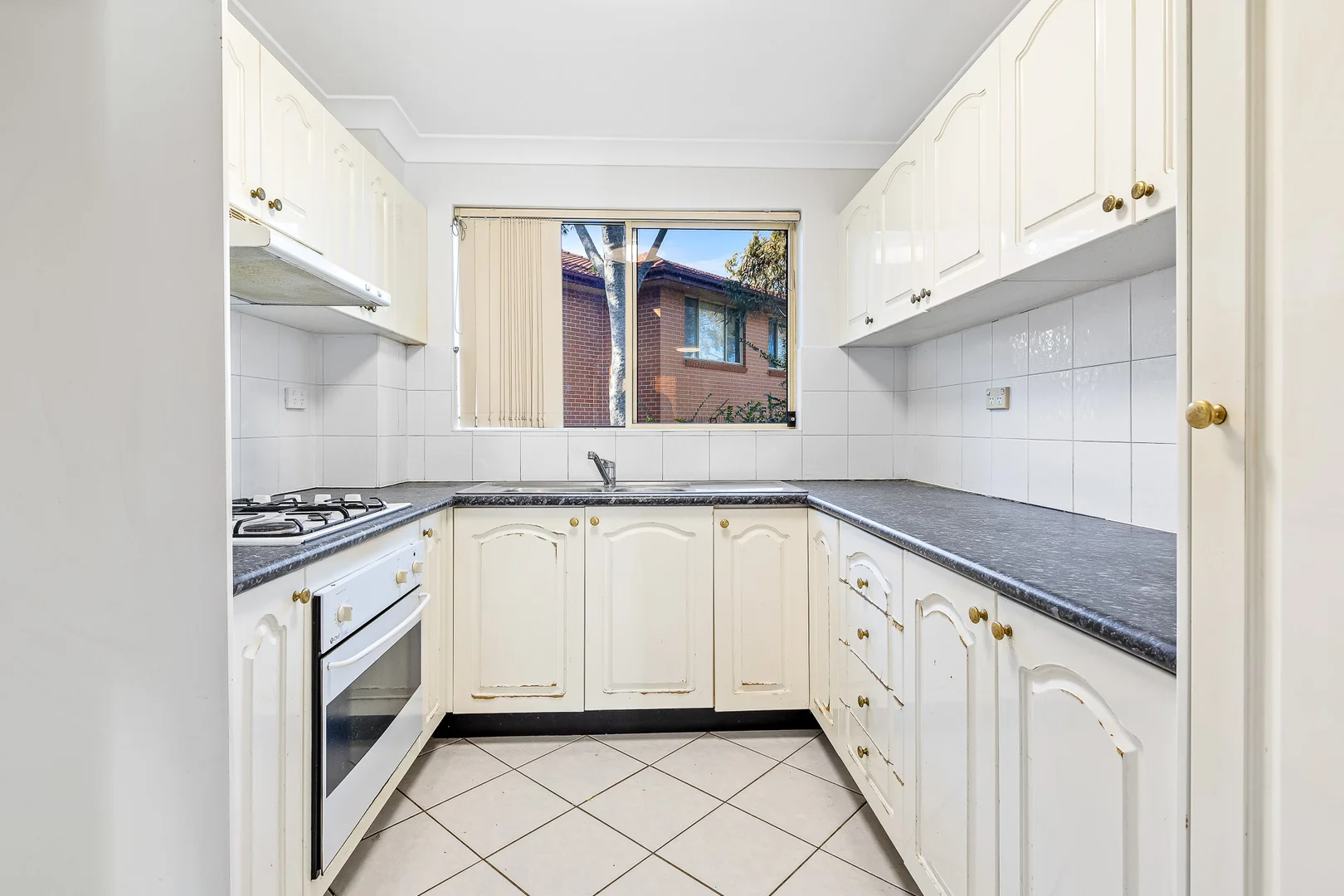 Additional image 4 of 22/23-27 Engadine Avenue, Engadine NSW 2233