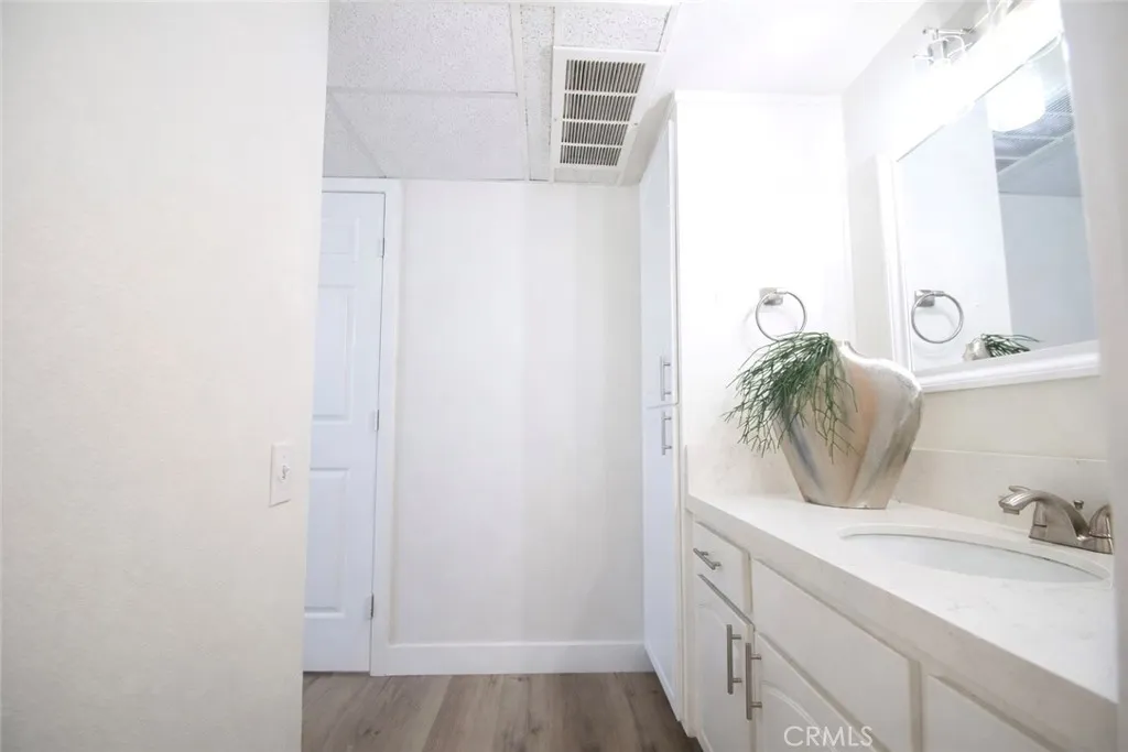 Additional image 41 of 2849 S Fairview St Unit C, Santa Ana, CA 92704