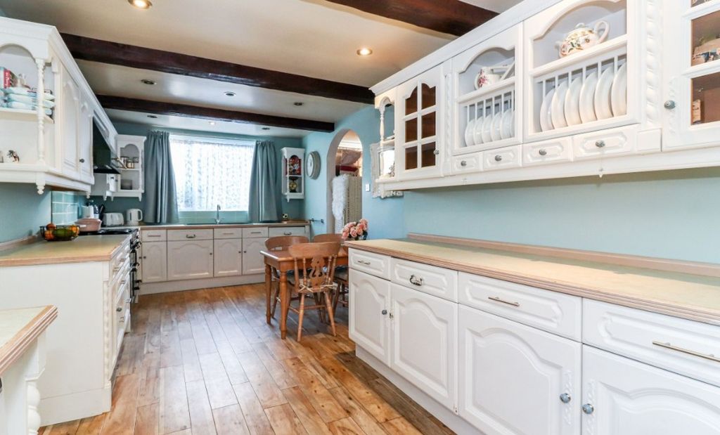 Additional image 7 of 3 bed bungalow for saleGallows Hill Lane, Abbots Langley WD5