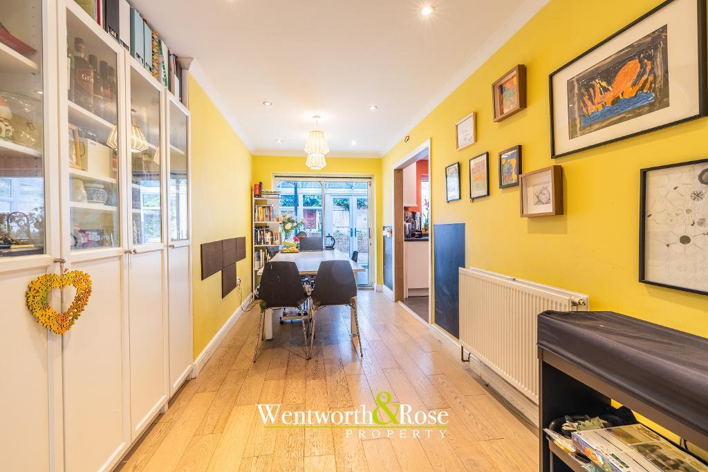 St Andrews Close, Harborne, B32 2UY photo 4