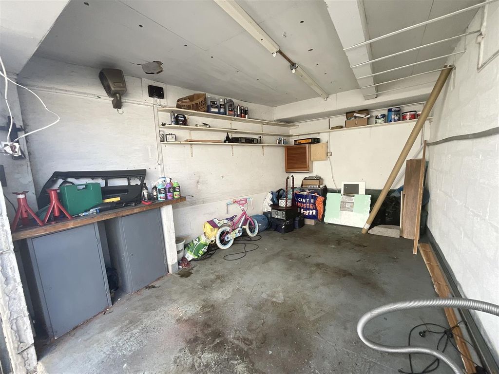 Additional image 26 of 2 bed flat for saleHigh Street, Llanelli SA15