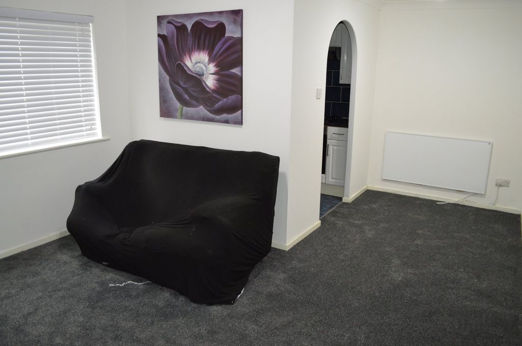 Additional image 3 of 1 bed flat for saleFerro Road, Rainham RM13