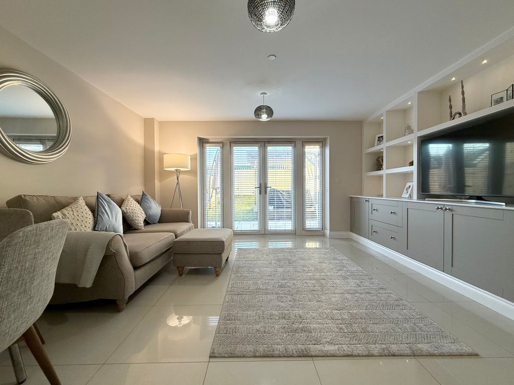Additional image 9 of 4 bed semi-detached house for saleY Dolydd, Cwmdare, Aberdare CF44