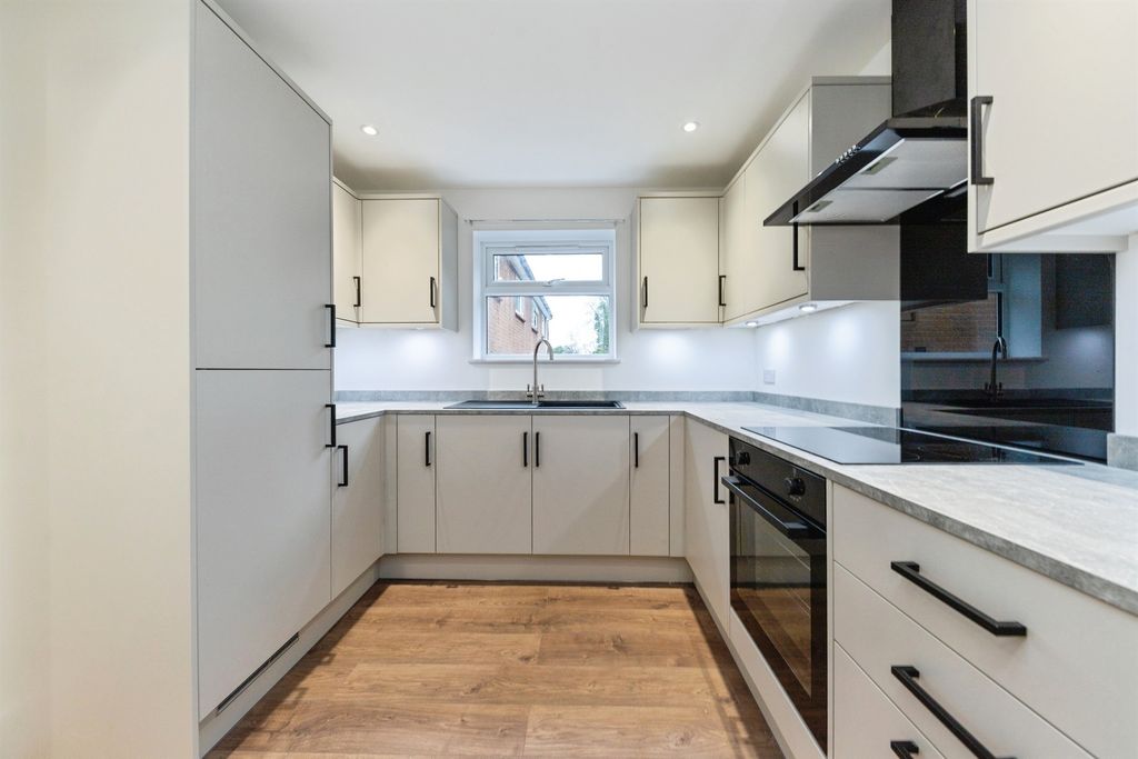 Additional image 2 of 3 bed semi-detached house for saleChiltern Road, Baldock SG7