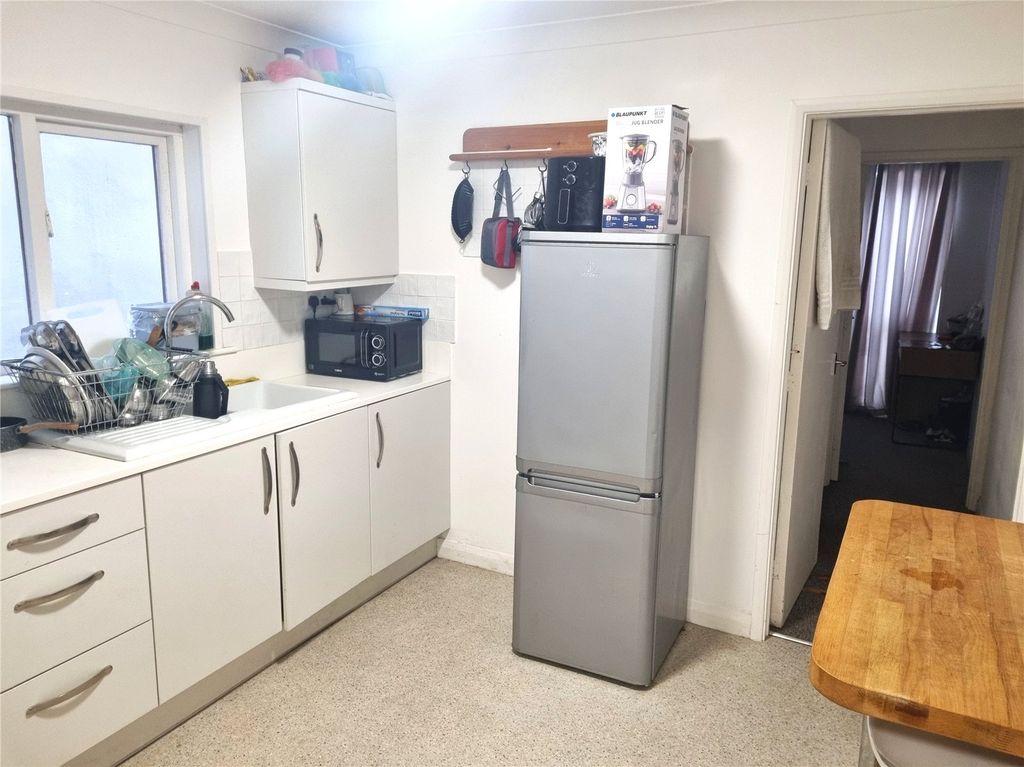 Additional image 4 of 2 bed flat for saleAlfred Place, Aberystwyth, Ceredigion SY23