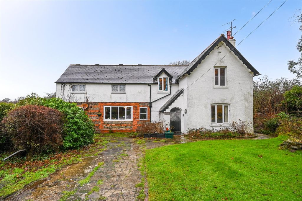 4 bed property for saleBroad Oak Lane, Bexhill-On-Sea TN39
