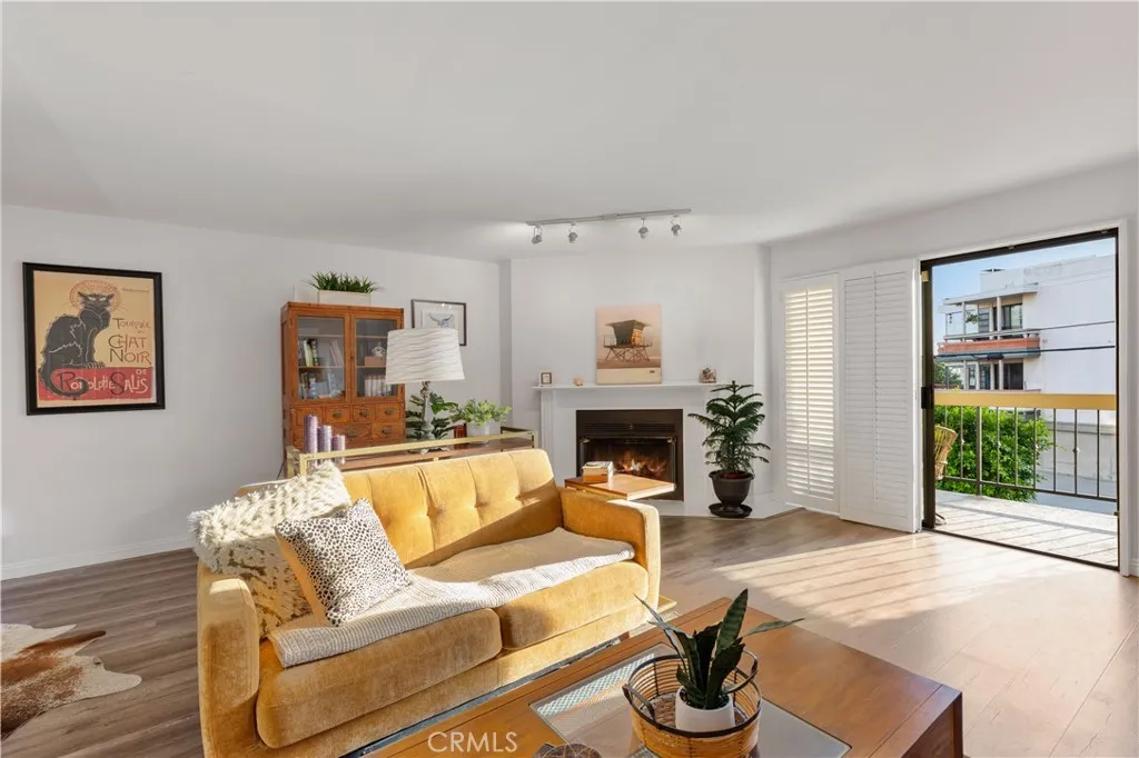 Additional image 4 of 2601 E 19th St Unit 4, Signal Hill, CA 90755