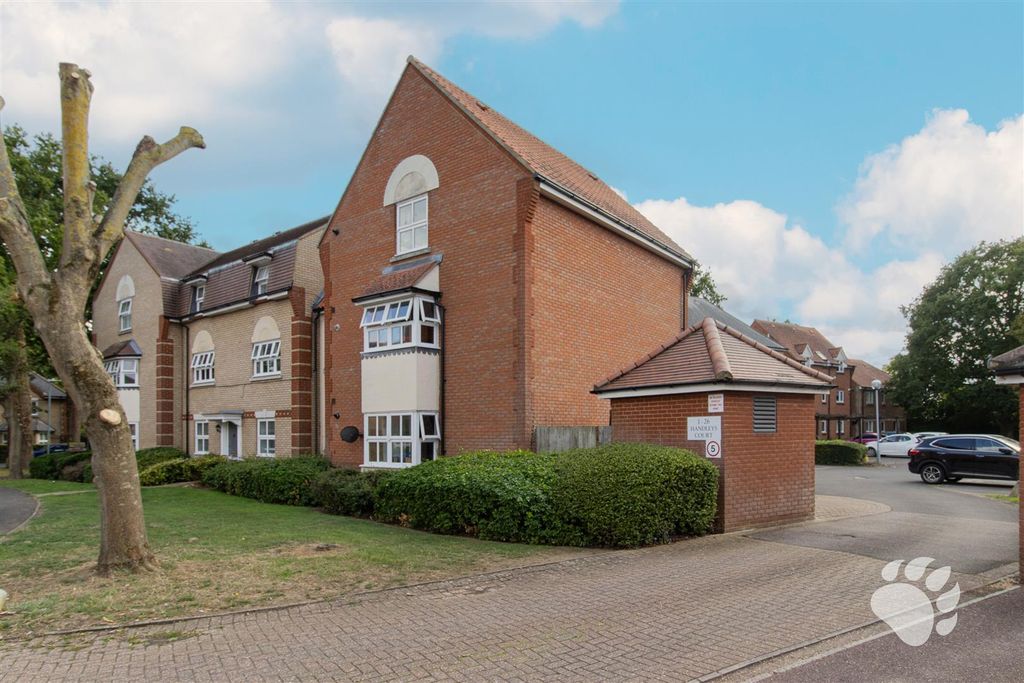 Additional image 18 of 2 bed flat for saleHandleys Court, Noak Bridge SS15