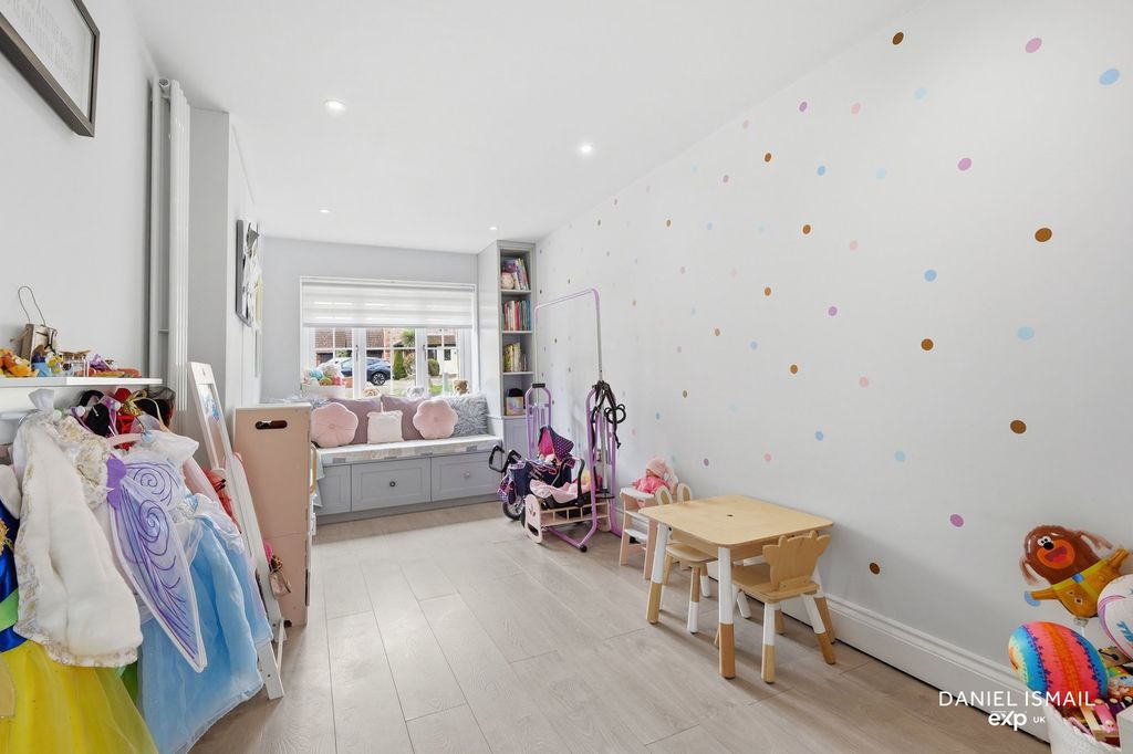 Additional image 20 of 4 bed detached house for saleThe Lindens, Langdon Hills, Basildon SS16