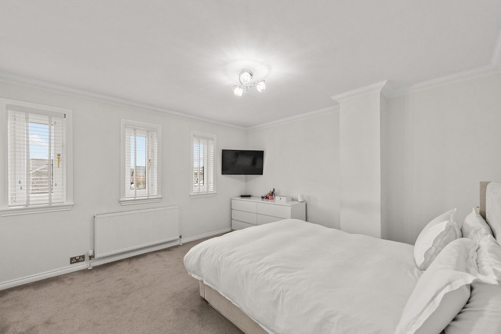 Additional image 13 of 2 bed terraced house for salePark Place, Alloa FK10