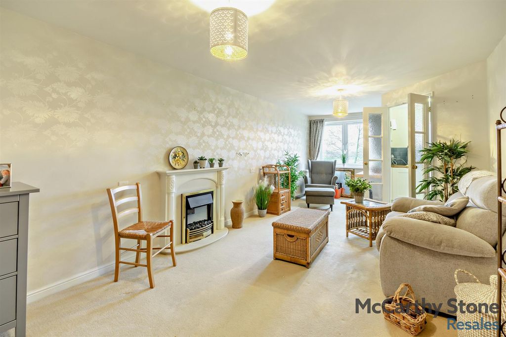 Additional image 2 of 1 bed flat for saleBrooklands Court, Tamworth Road, Long Eaton, Nottingham NG10