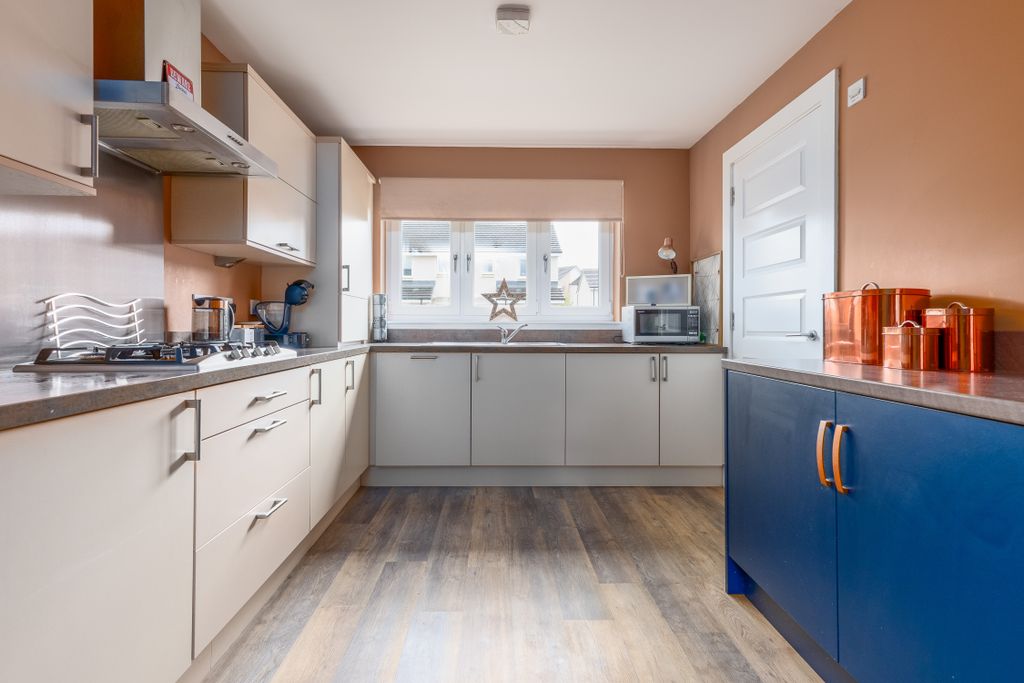 Additional image 9 of 4 bed link detached house for saleMcleod Road, Alloa FK10