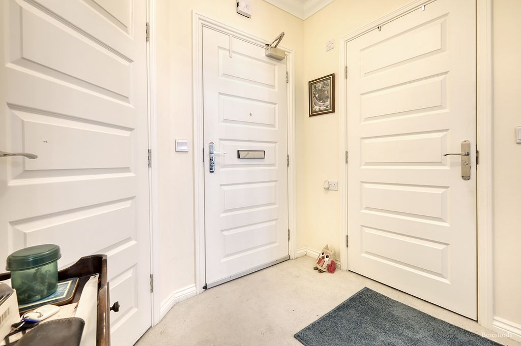Additional image 9 of 1 bed flat for saleLaindon Road, Billericay CM12