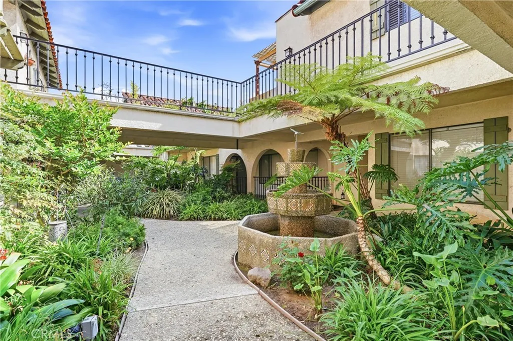Additional image 99 of 800 Termino Avenue Unit 5, Long Beach, CA 90804