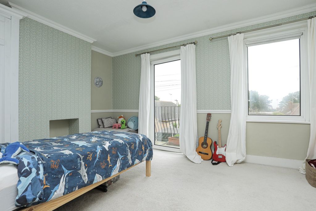 Additional image 6 of 4 bed end terrace house for saleYork Terrace, Birchington, Kent CT7