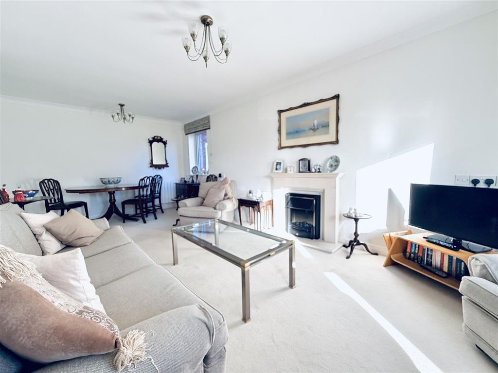Additional image 5 of 2 bed flat for saleDunham Road, Altrincham WA14