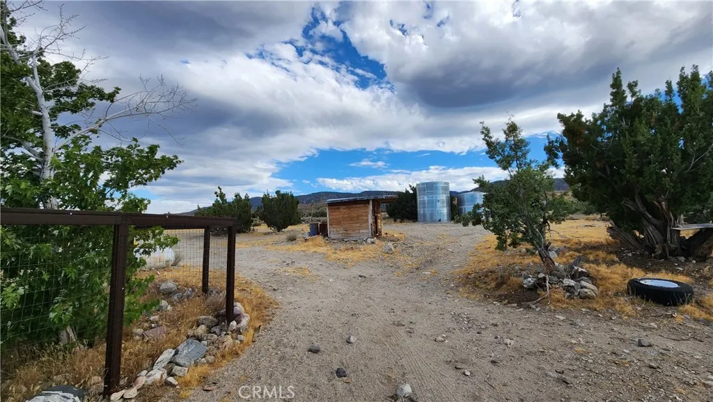 Additional image 3 of 30650 233rd St E, Llano, CA 93544