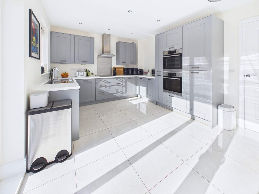 Additional image 3 of 3 bed semi-detached house for salePentrebane Drive, Cardiff CF5