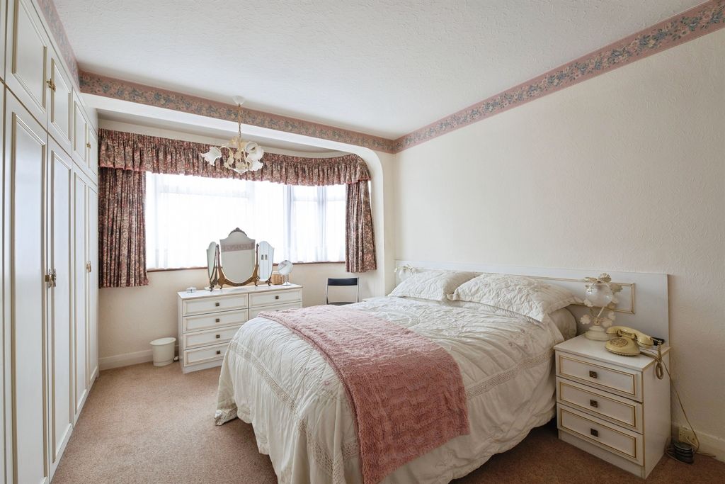 Additional image 7 of 3 bed terraced house for saleSheringham Drive, Barking IG11
