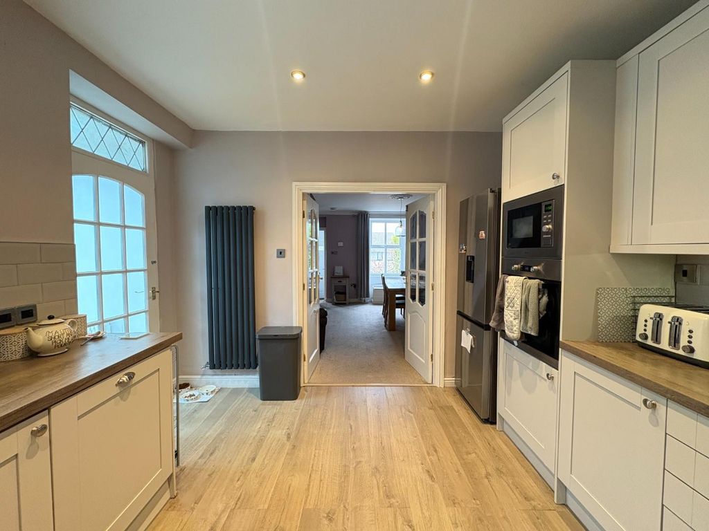 Additional image 7 of 4 bed terraced house for saleHigh Street, Hanging Heaton, Batley WF17