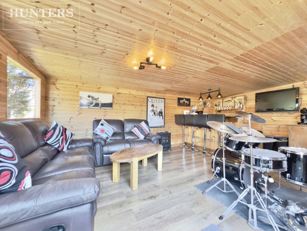 Additional image 23 of 4 bed detached house for saleHuddersfield Road, Barnsley S75