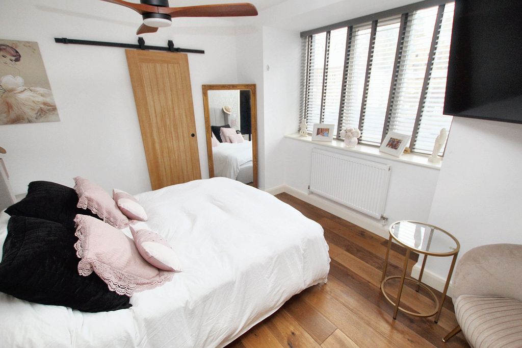 Additional image 18 of 2 bed flat for saleHollins Road, Walsden, Todmorden OL14