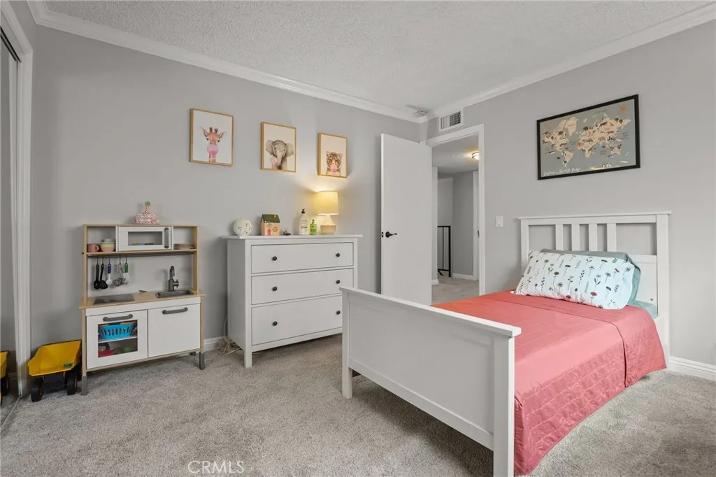 Additional image 17 of 412 Burchett St Unit 17, Glendale, CA 91203