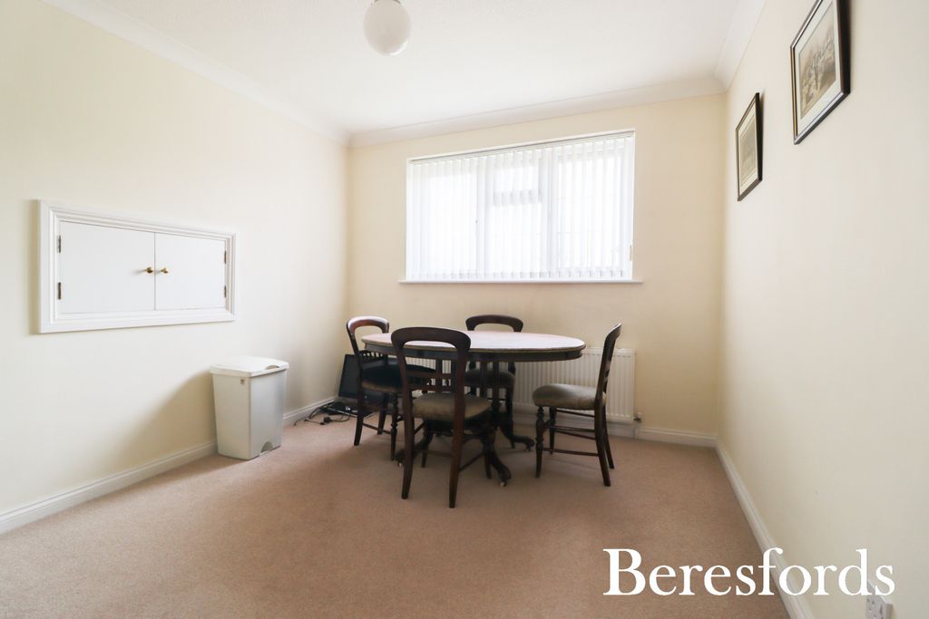 Additional image 4 of 2 bed flat for saleHall Lane, Upminster RM14