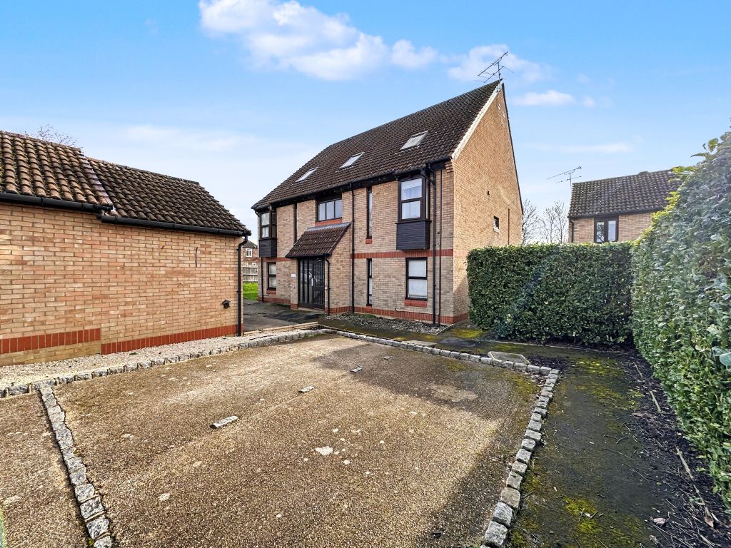 1 bed flat for saleGoldsworth Park, Woking GU21