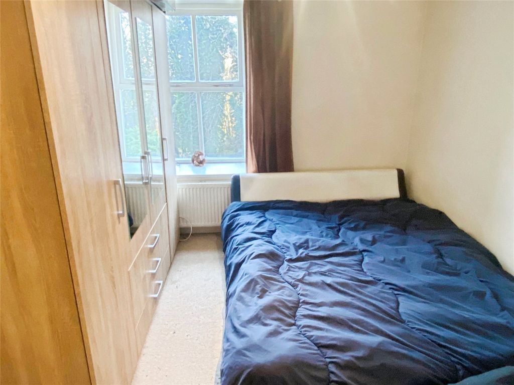 Additional image 5 of 1 bed flat for saleHalifax Road, Dewsbury WF13