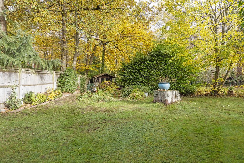 Additional image 21 of 3 bed flat for salePrince Albert Drive, Ascot SL5
