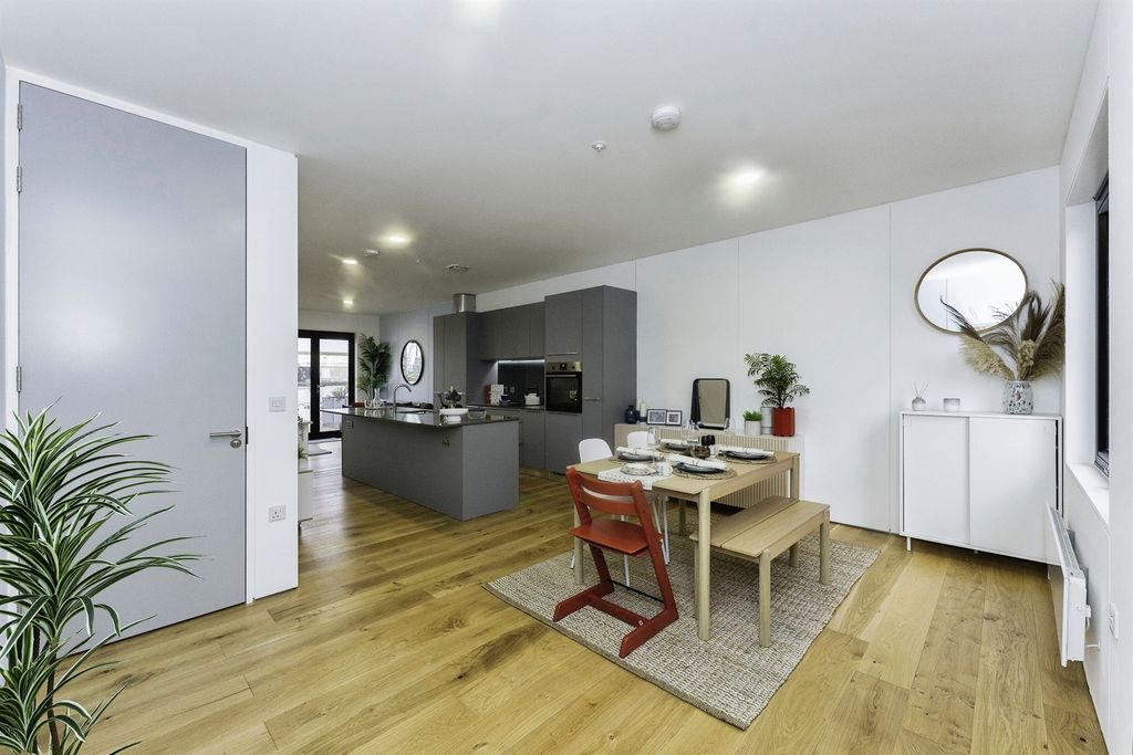 Additional image 7 of 2 bed town house for saleRedbridge Quay, Birkenhead CH41
