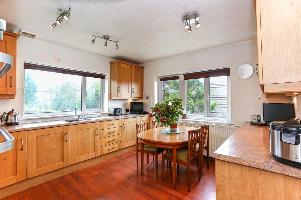 Additional image 4 of 4 bed detached house for saleHillside Crescent, Bacup OL13