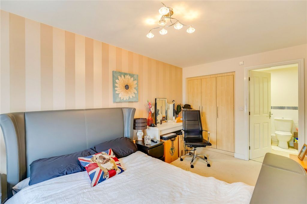 Additional image 21 of 4 bed end terrace house for saleCambrian Grove, Marshfield, Cardiff CF3